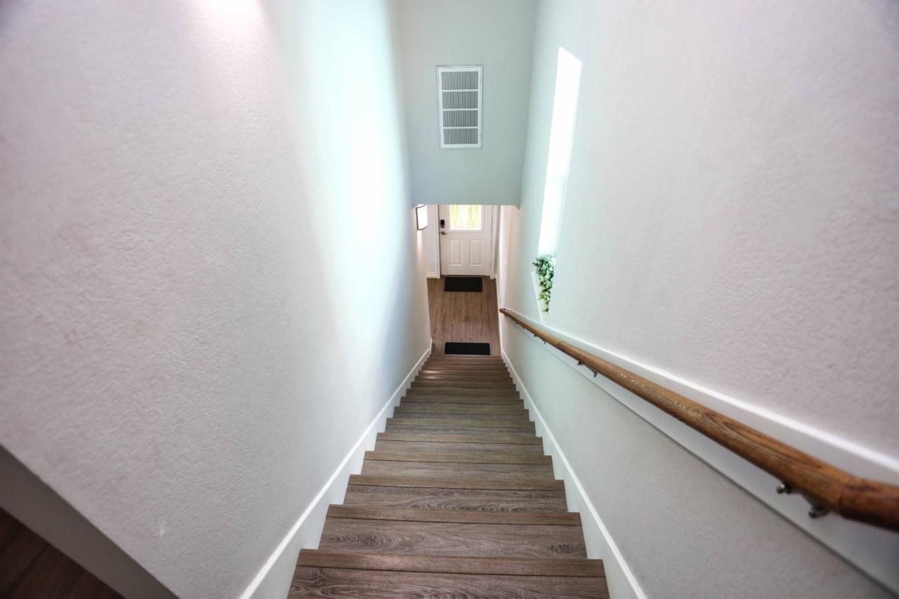 Yellow Beach Haven, Decks, Views, Mere Steps To Sand Galveston Exteriér fotografie