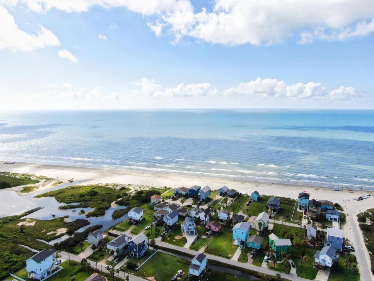 Yellow Beach Haven, Decks, Views, Mere Steps To Sand Galveston Exteriér fotografie